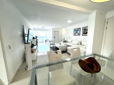 Apartamento en Peninsula, 3 dormitorios *