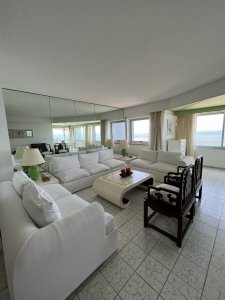 Apartamento en Peninsula, 2 dormitorios *