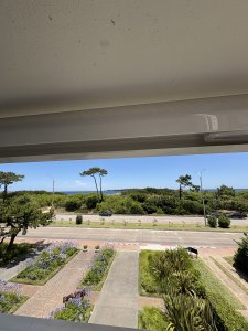 Hermoso apartamento  primera fila mansa