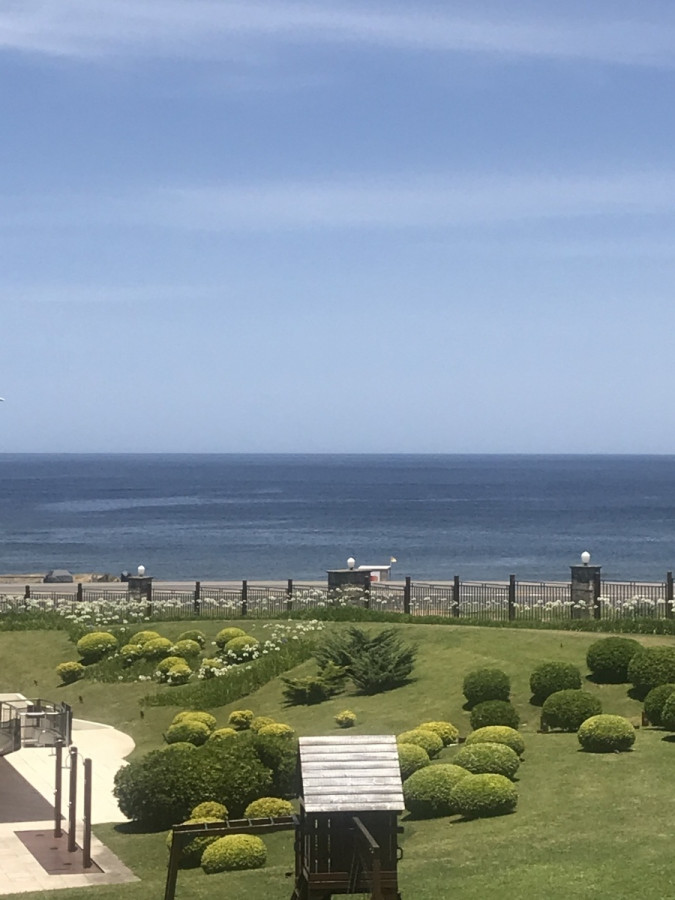 depto frente al mar,  parrillero propio, 4 suite suies