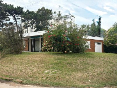 casa con 808 metros, cerca del mar